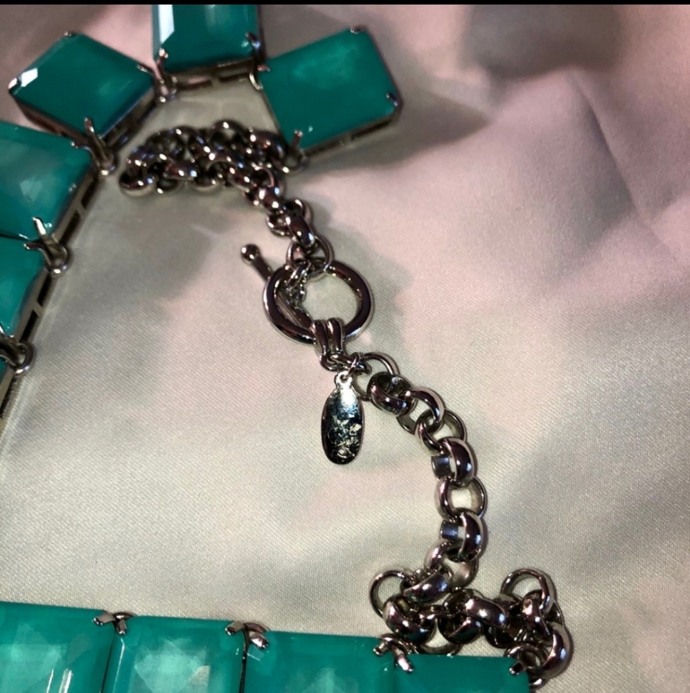 Ann Taylor - Gorgeous Ocean Blue Statement Necklace - Picture 4 of 4